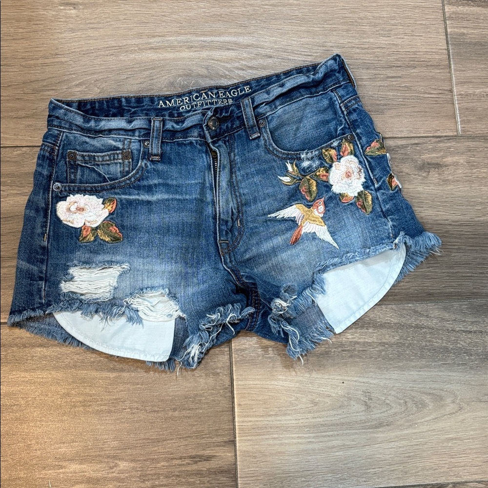 AEO Embroidered distressed jeans